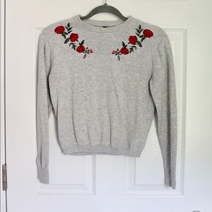H&M Rose bud sweater